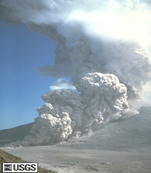 זרם פירוקלסטי בהתפרצות בהר סנט הלנס ב-1980.